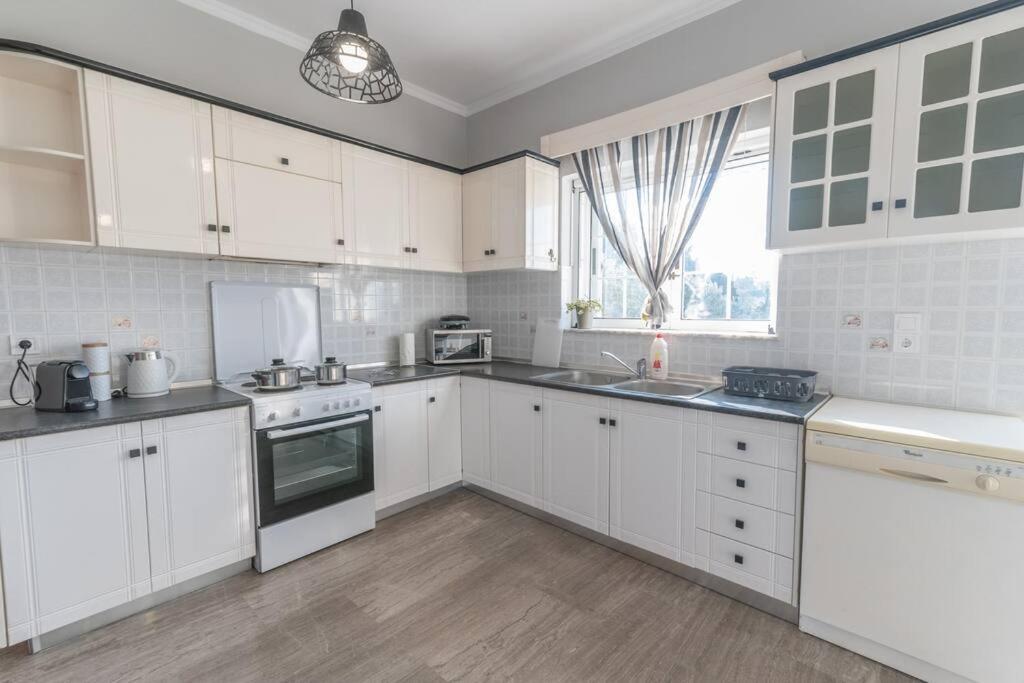 Dion House Apartman Pszalídi Kültér fotó
